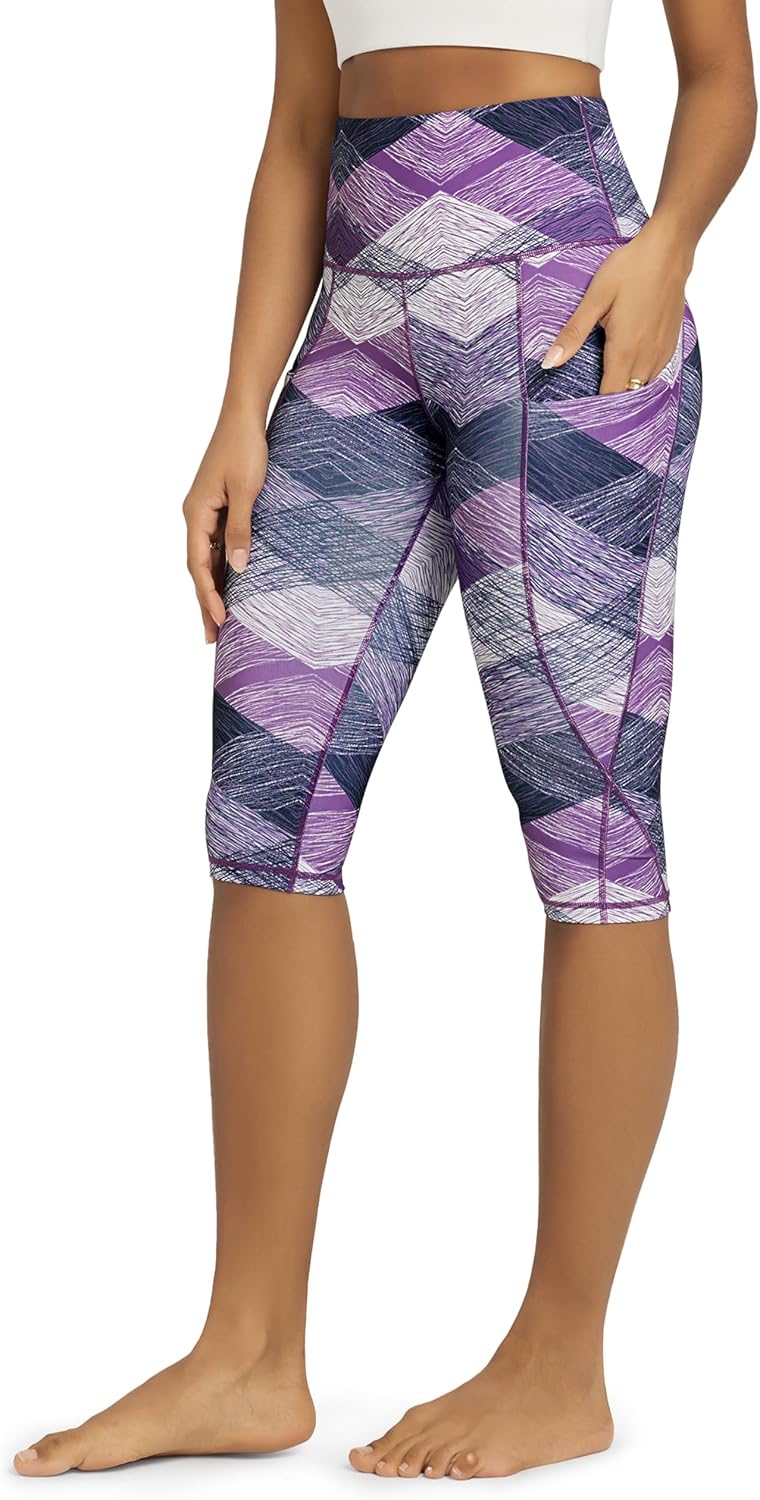 Women's High Waisted Yoga Capris with Pockets, Tummy Control Non See Through Workout Athletic Running Capri Leggings
